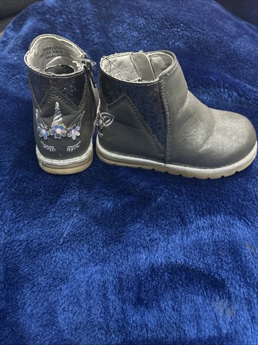 Unicorn grey glittery george - unicorn,